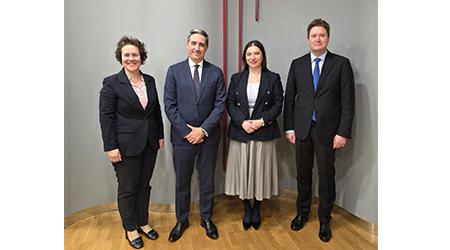 fotografija delegacije